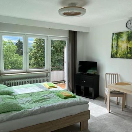 Ruhiges Und Klimatisiertes Apartment Stuttgart Eksteriør bilde