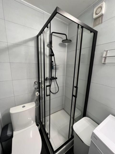 Ruhiges Und Klimatisiertes Apartment Stuttgart Eksteriør bilde