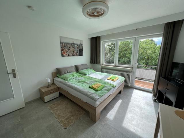 Ruhiges Und Klimatisiertes Apartment Stuttgart Eksteriør bilde